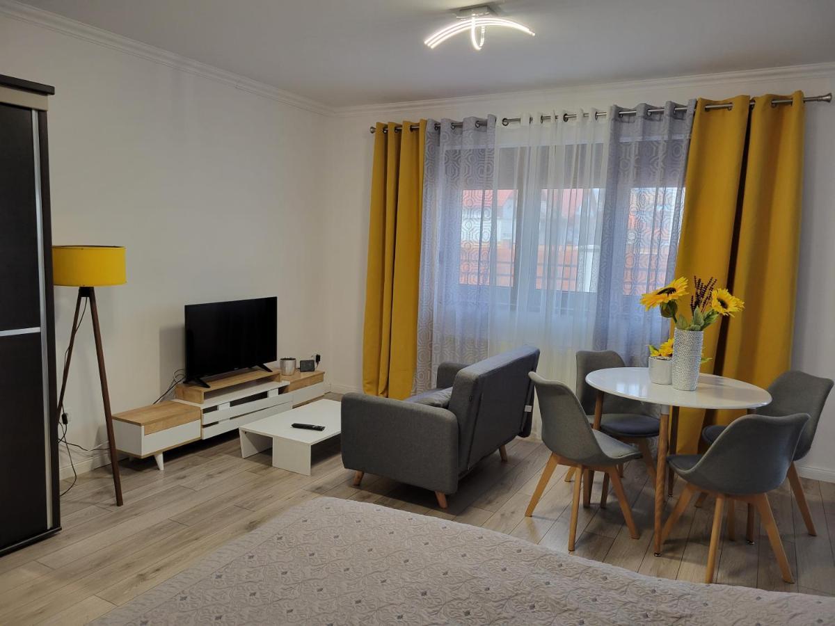 Concept Urban Apartment Medias Exterior photo
