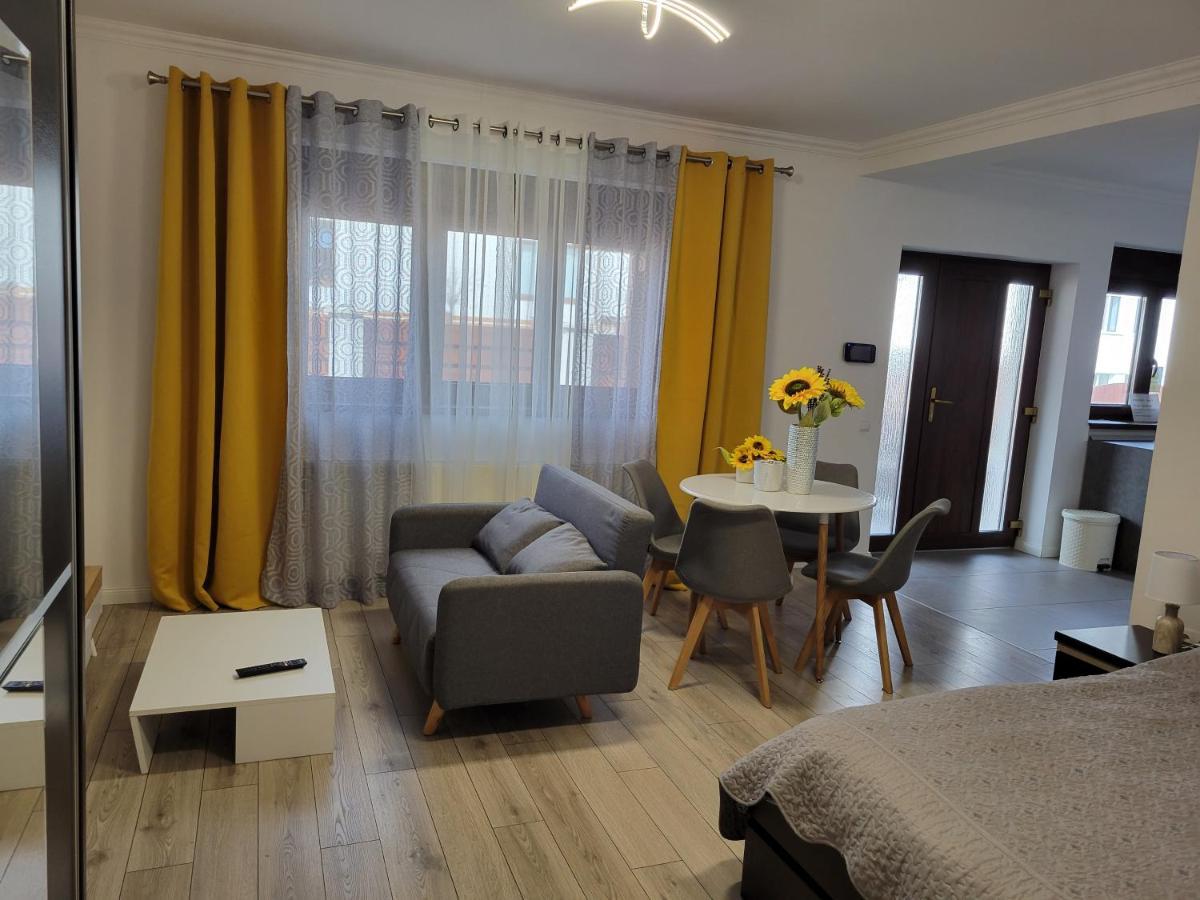 Concept Urban Apartment Medias Exterior photo