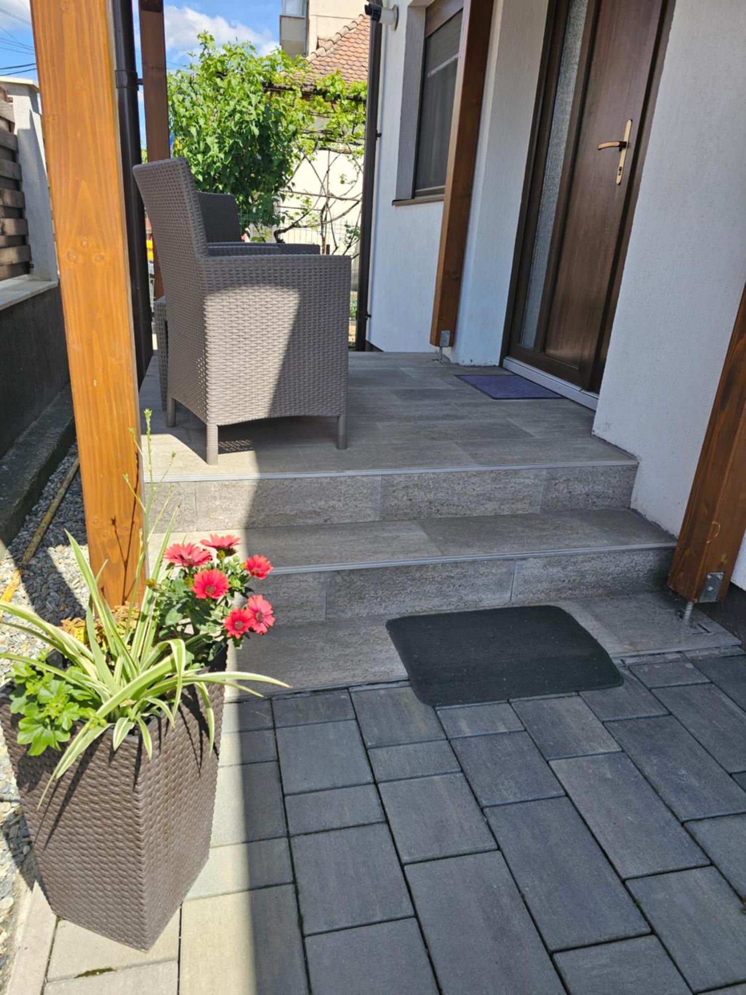 Concept Urban Apartment Medias Exterior photo